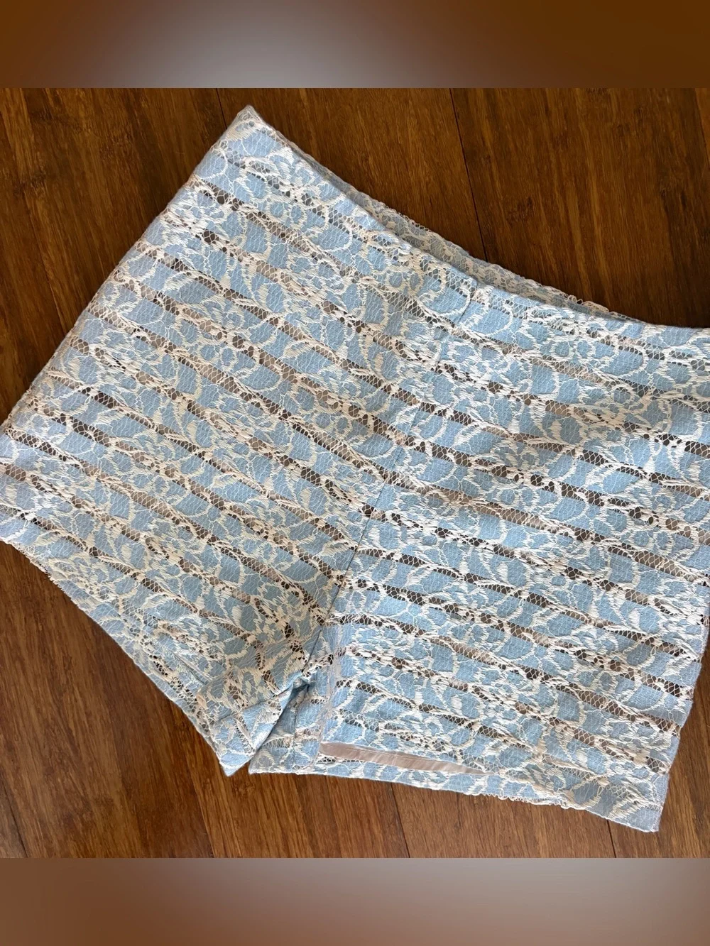 Lush Shorts Dressy Lt Blue Cream Floral Lace Sheer Stripes Cutout Side Zip SZ S